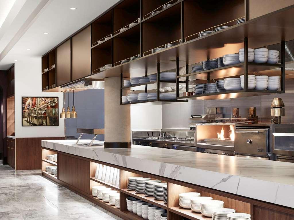 فندق Rydges رينجوود المطعم الصورة